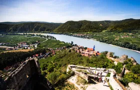 Wachau Valley Small-Group Tour and Wine Tasting from Vienna