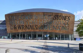 Cardiff Like a Local: Customized Private Tour