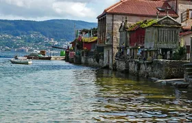 Excursion to Rias Baixas (Boat with mussels and wine)