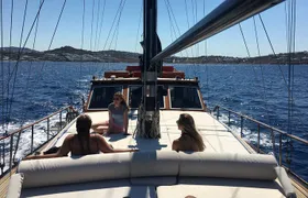 Mykonos:Sail Cruise to Delos&Rhenia islands with BBQ&Drinks