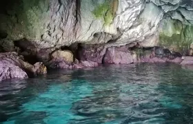 Boat tour of Ortigia, sea caves, Pillirina and snorkeling 