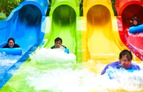 SplashMania Waterpark Ticket + Splash Lane Adult