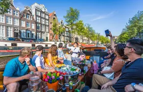 All-Inclusive Amsterdam Canal Cruise with drinks and Dutch Bites!