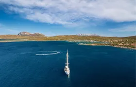 Figari Airport & City Private Transfer