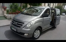 Booking transportation minivan in Jordan