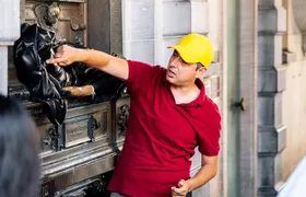 Brussels: Historical Walking Tour with Chocolate & Waffle Tasting