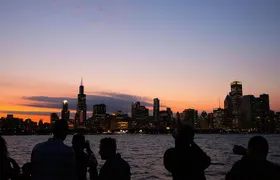 Chicago Architecture Center River Cruise aboard Chicago's First Lady