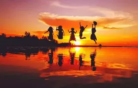 Sky-Mirror Photographing and Proboscis Monkey & Fireflies Watching River-Cruise