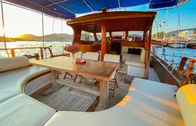 Private VIP Gulet Boat Tour With Lunch in Bodrum For 6 Hour