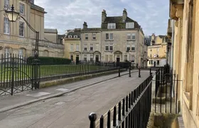 BATH: 2-Hour Bath Walking Tour of Bridgerton Filming Locations