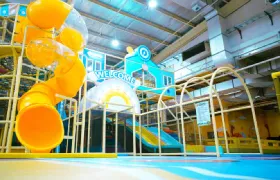 DinoXscape Supermal Karawaci Full Day Ticket (Family (1 adult + 1 child))