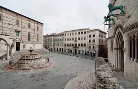 Private Perugia Walking Tour with official guide