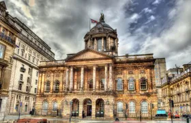 A Walk Through Time: History of Liverpool Walking Tour