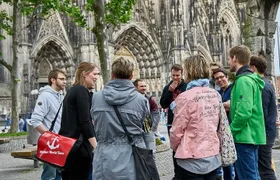 Dom und Altstadt Tour (ohne Innenbesichtigung/ mit Kölsch)