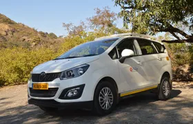 Private A/c Mount Abu Fullday Local Sight seeing ( 6 Seat A/c Suv)