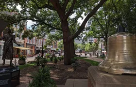 Knoxville Scavenger Hunt Walking Tour and Game