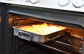 Austrian Apple Strudel Cooking Class including Lunch in Salzburg