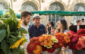 Luberon Market & Villages Day Trip from Aix-en-Provence