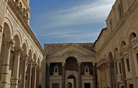 Walking Tour of Split with a 'Magister' of History