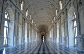 Turin: Reggia of Venaria guided experience